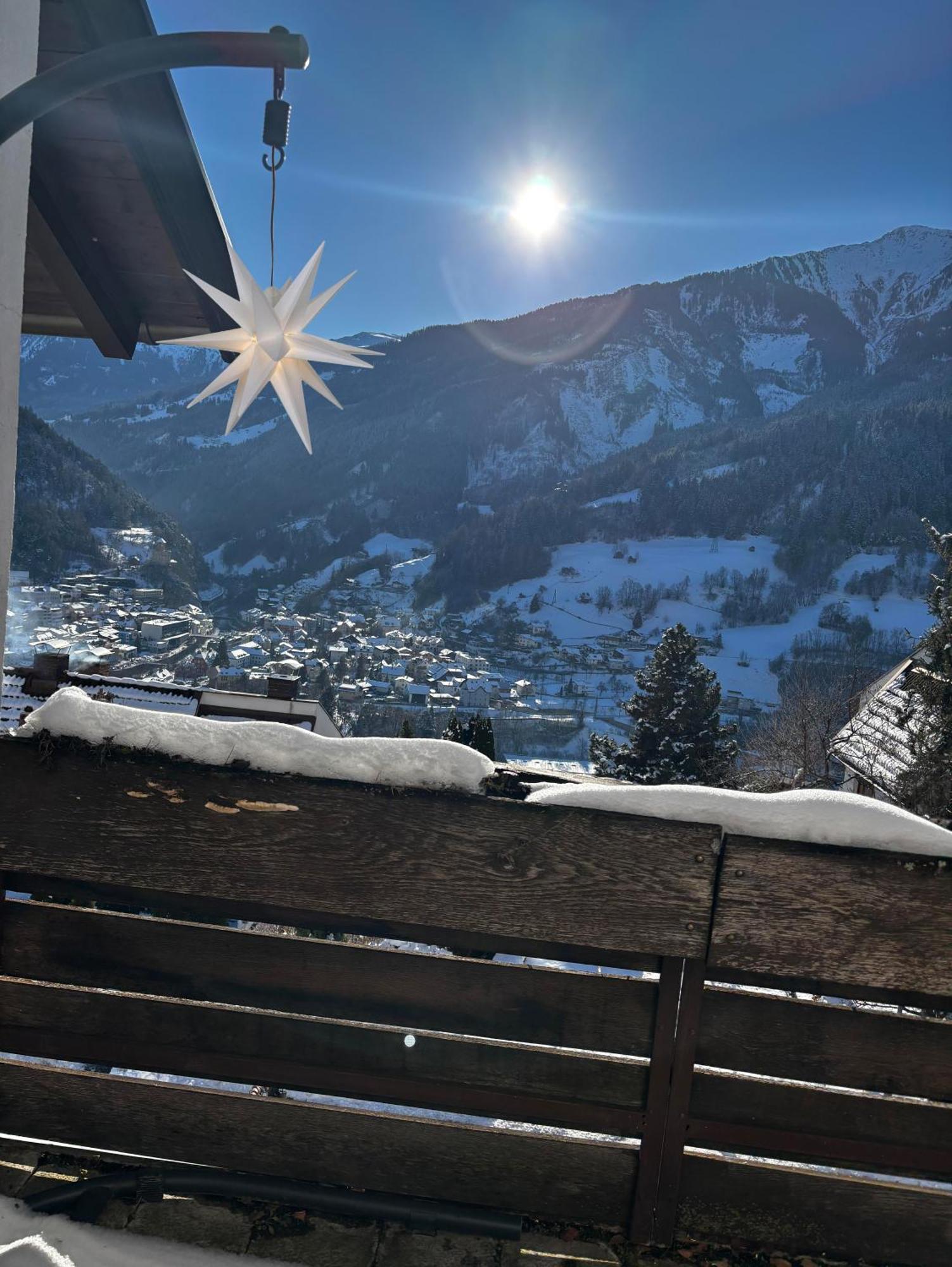 Lechtaler Alpenblick Landeck - Privatzimmer & Ferienwohnung Екстер'єр фото