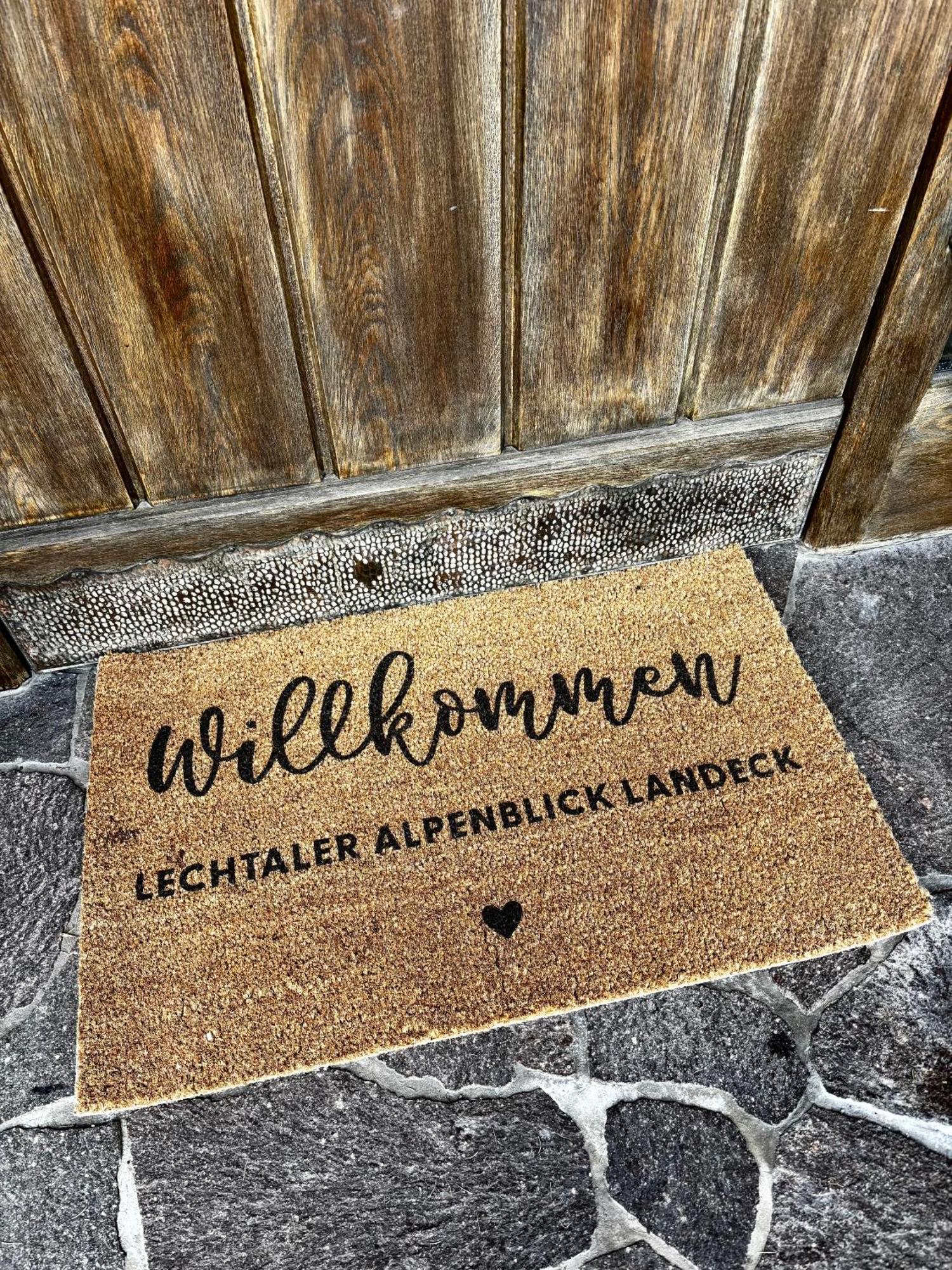 Lechtaler Alpenblick Landeck - Privatzimmer & Ferienwohnung Екстер'єр фото