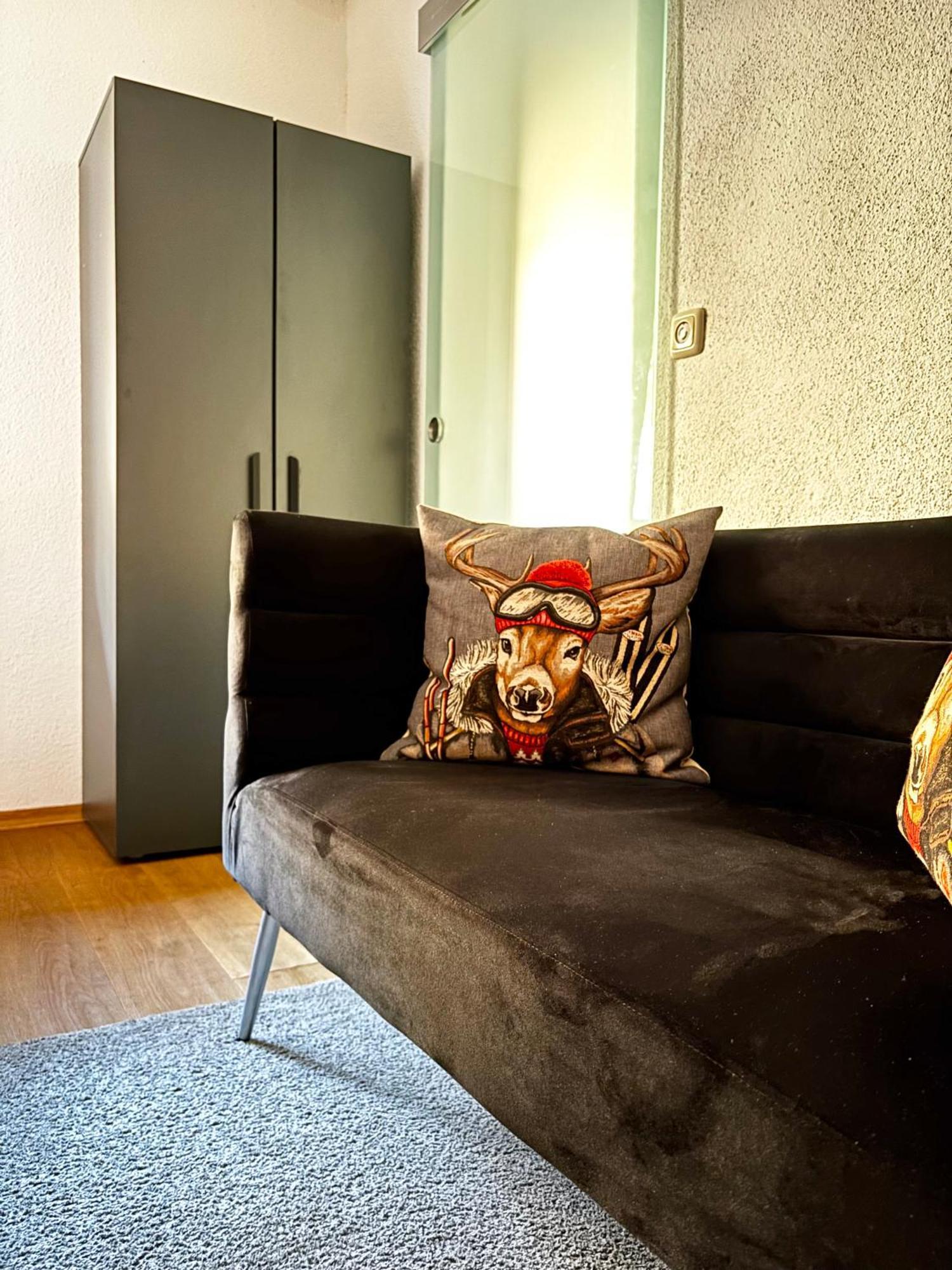 Lechtaler Alpenblick Landeck - Privatzimmer & Ferienwohnung Екстер'єр фото