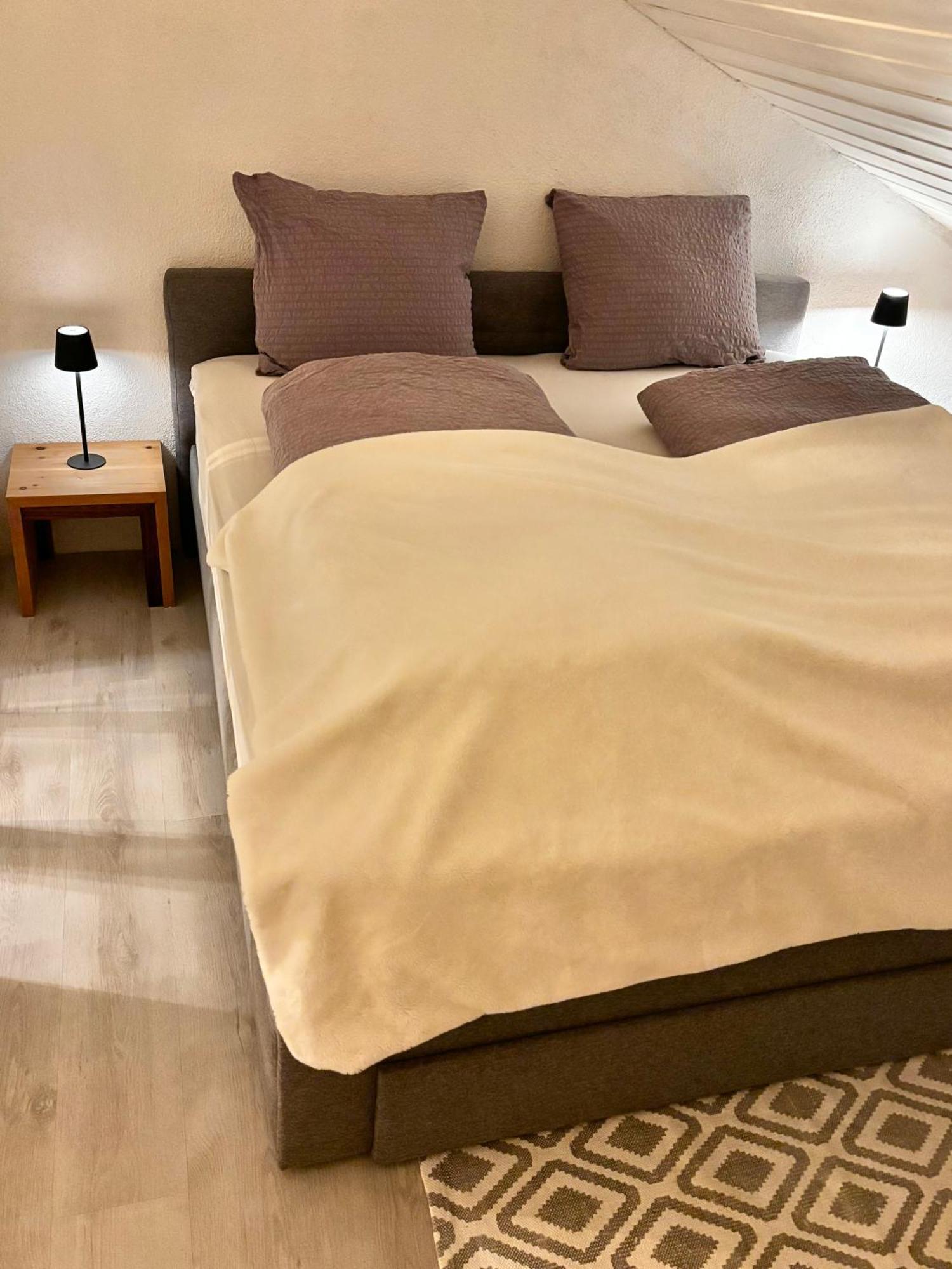 Lechtaler Alpenblick Landeck - Privatzimmer & Ferienwohnung Екстер'єр фото